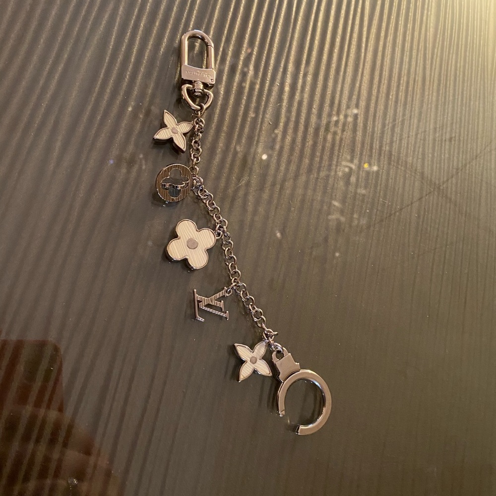 Louis Vuitton charm key holder